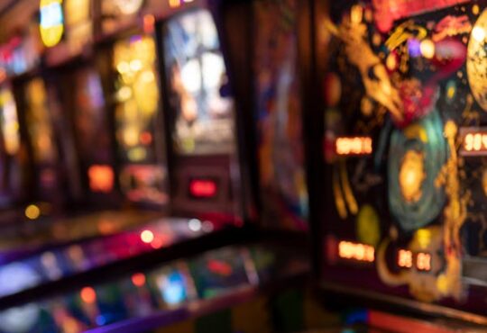 free-photo-of-selective-focus-on-arcade-machines