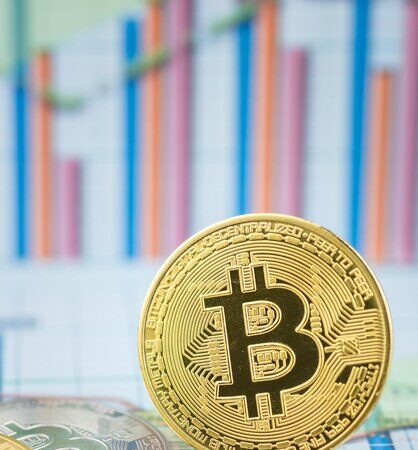 close-up-coins-1048944-25863232
