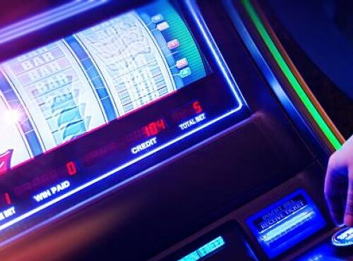 YYUX0iEz_t